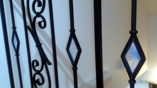 �A�C�A���肷��A�����A�X�e���h�O���X�ڍׁA���ɐF�A�g�̗l�ȁA�V���v���A�������